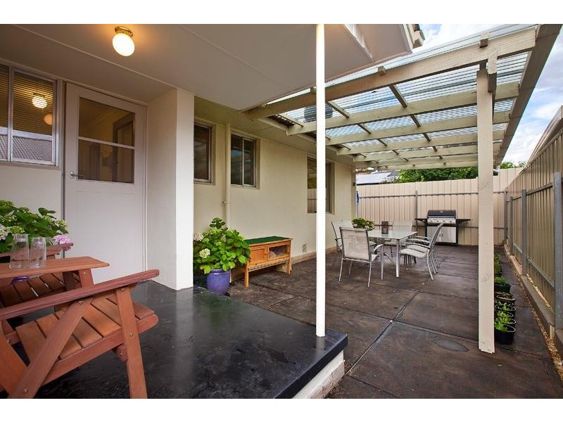 17 Dominic Crescent, Morphett Vale SA 5162