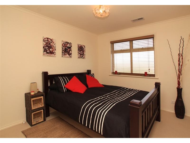 75 Grand Boulevard, Seaford Rise SA 5169