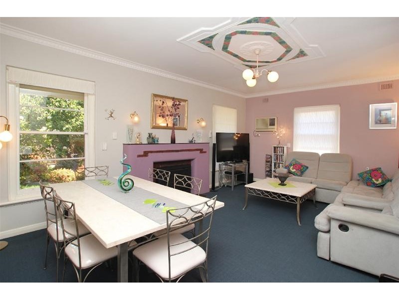 1/3 Winifred Avenue, Glandore SA 5037