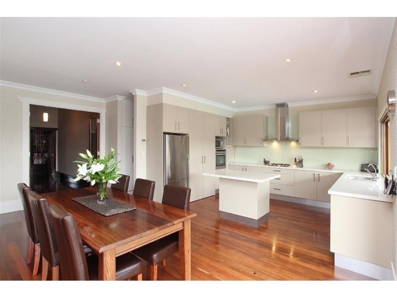 8 Hartley Road, Brighton SA 5048