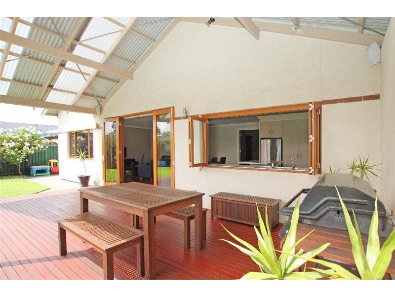 8 Hartley Road, Brighton SA 5048