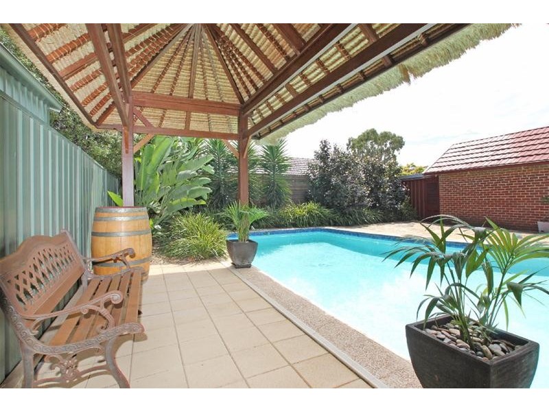 8 Hartley Road, Brighton SA 5048