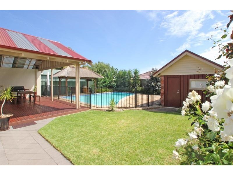 8 Hartley Road, Brighton SA 5048