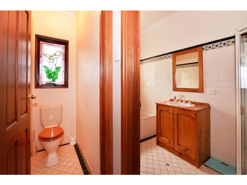 32 Sandalwood Crescent, Flagstaff Hill SA 5159