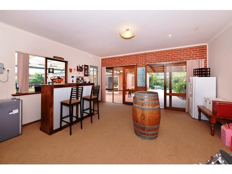 32 Sandalwood Crescent, Flagstaff Hill SA 5159