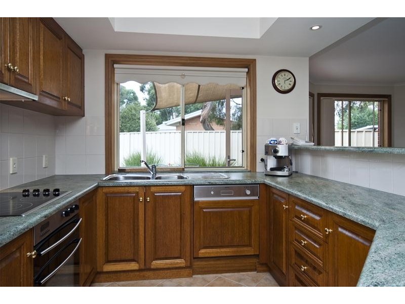 1 Windana Mews, Glandore SA 5037