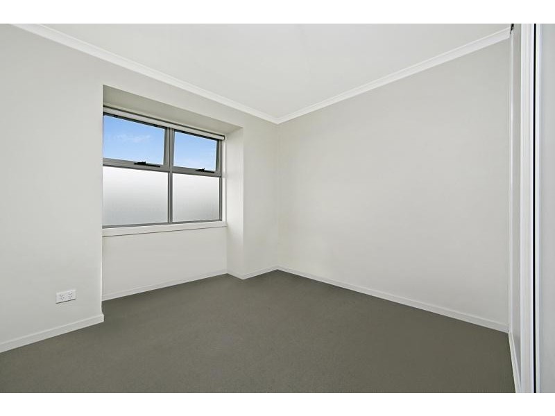 8/2 Fisher Place, Mawson Lakes SA 5095