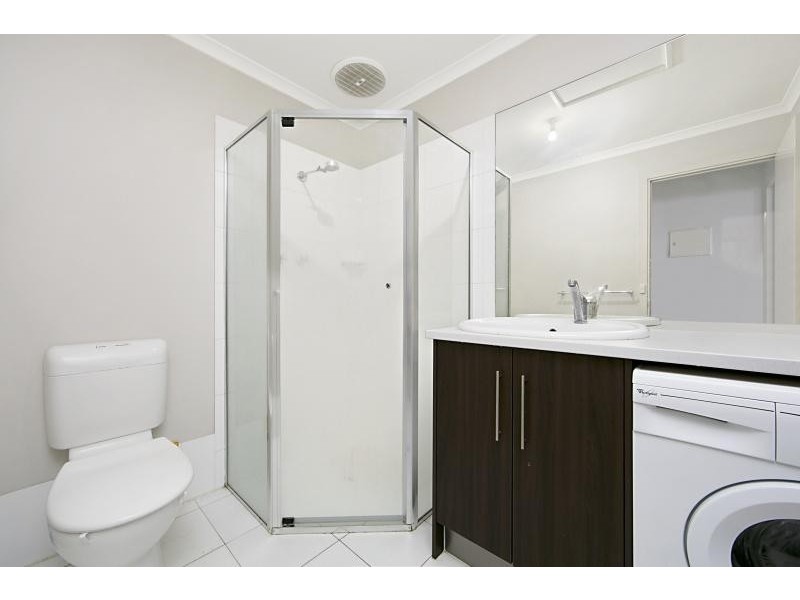 8/2 Fisher Place, Mawson Lakes SA 5095