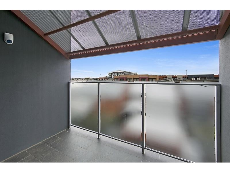 8/2 Fisher Place, Mawson Lakes SA 5095