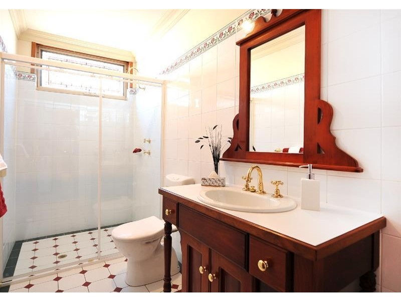 3 McLaren Court, Torrens Park SA 5062