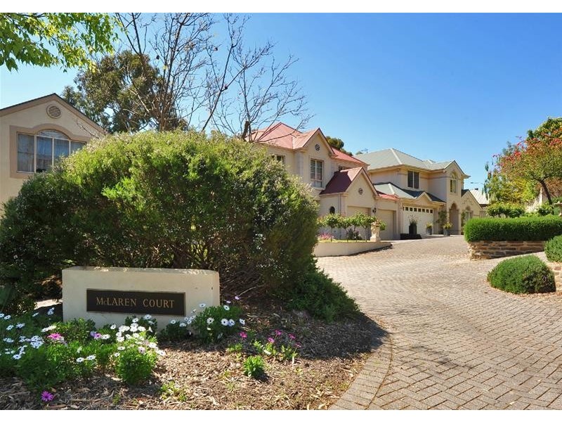 3 McLaren Court, Torrens Park SA 5062