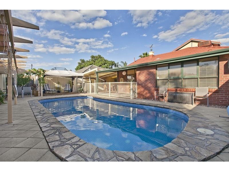 1A Albion Avenue, Glandore SA 5037