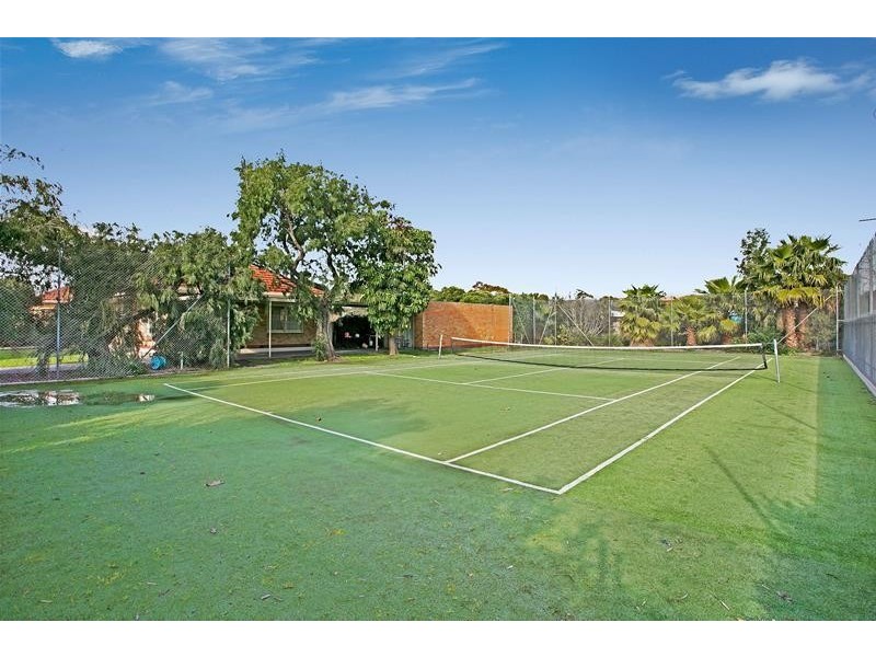 8-10 Pine Avenue, Warradale SA 5046