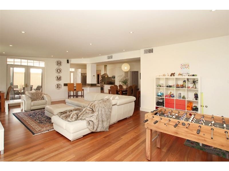 13 Mattner Avenue, Glenelg North SA 5045