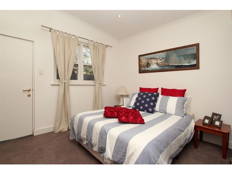 13 Mattner Avenue, Glenelg North SA 5045