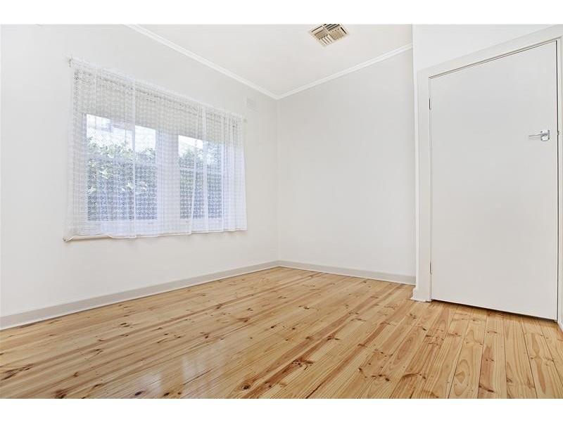 24 Wood Street, Ascot Park SA 5043