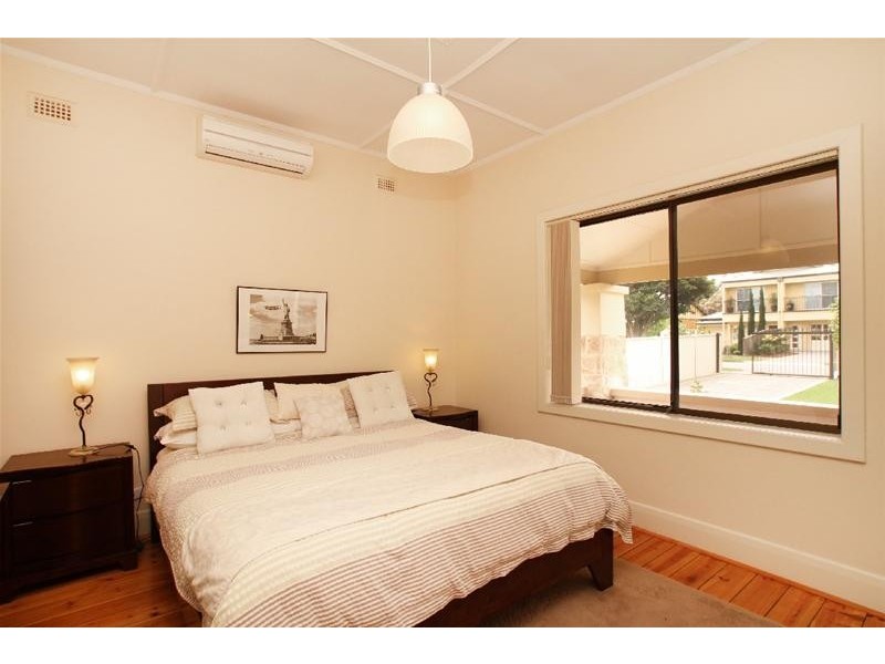 12 Gore Street, Glenelg North SA 5045