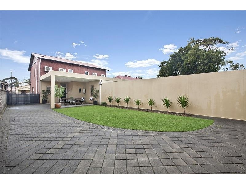 8 Wallace Street, Glenelg East SA 5045