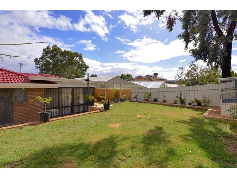 5 Keith Court, Woodcroft SA 5162