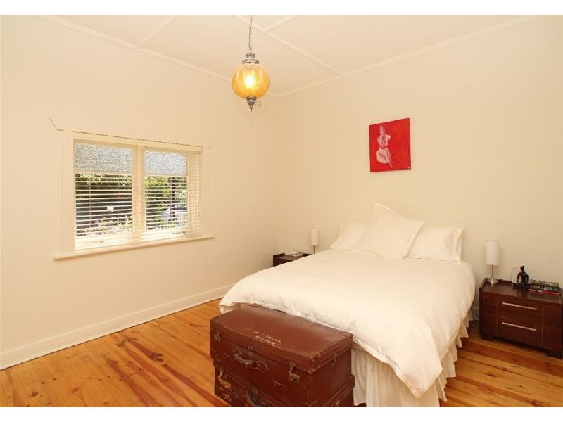 3 Gray Street, Black Forest SA 5035