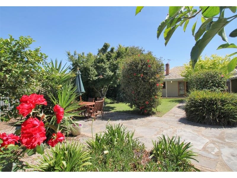 3 Gray Street, Black Forest SA 5035