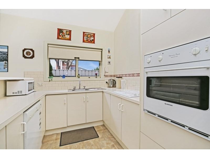 1 Bruce Avenue, Mitchell Park SA 5043