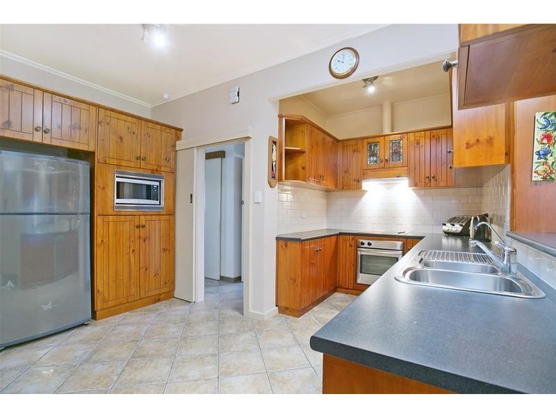 15 Scottish Avenue, Clovelly Park SA 5042