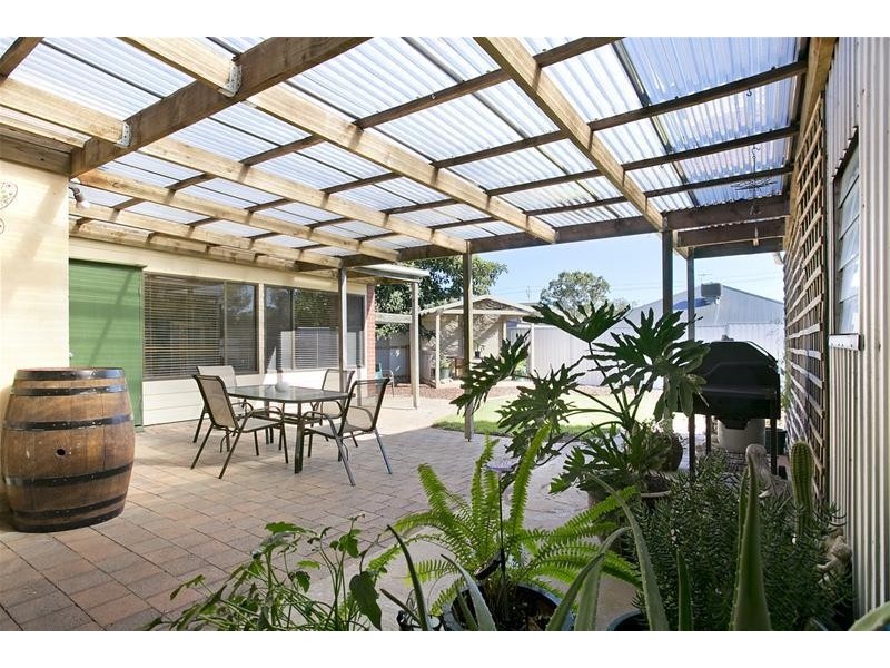 15 Scottish Avenue, Clovelly Park SA 5042