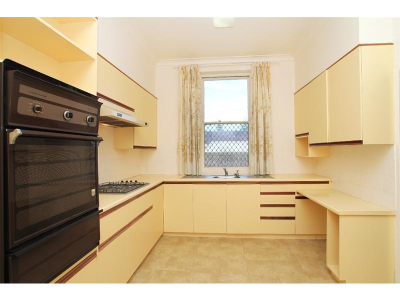 14 Bristol Street, Glenelg South SA 5045