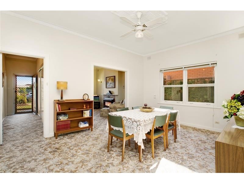 4 Gurrs Road, Seaton SA 5023