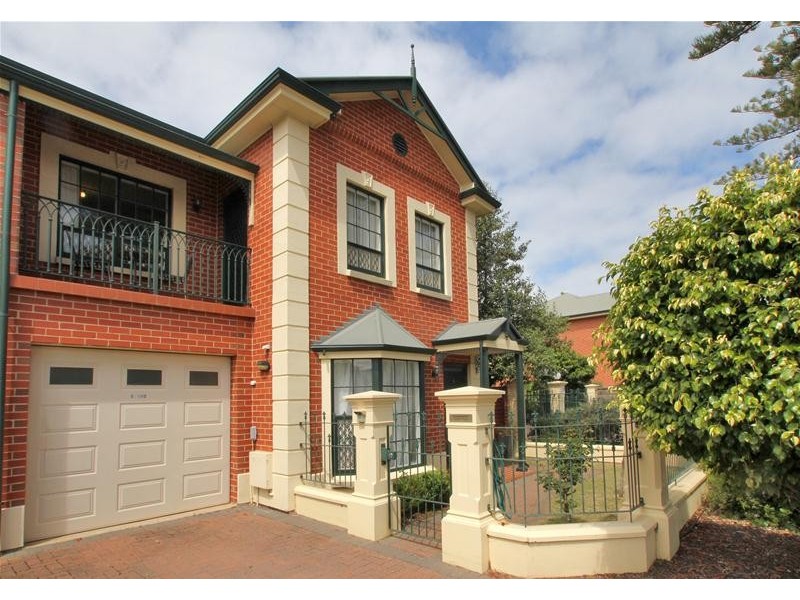 2/12 Old Tapleys Hill Road, Glenelg North SA 5045