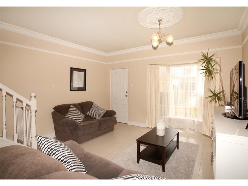 2/12 Old Tapleys Hill Road, Glenelg North SA 5045