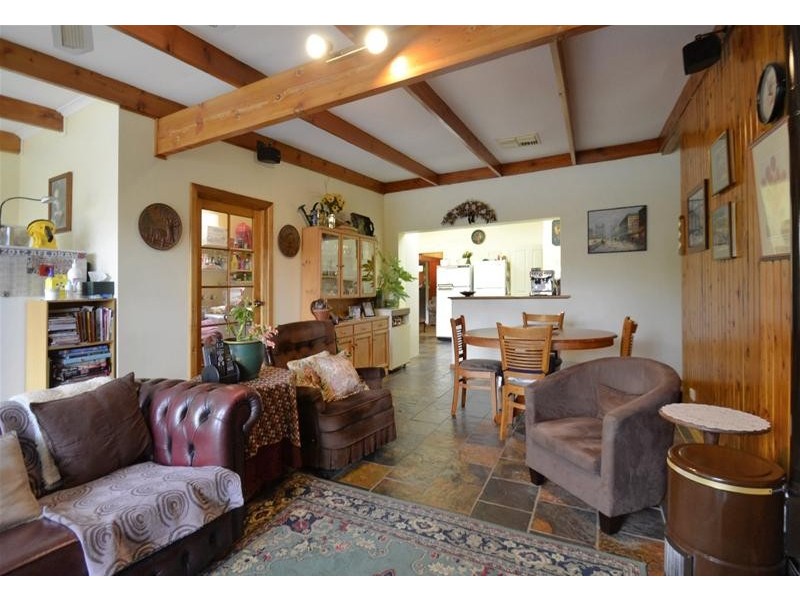 8 Buckingham Avenue, Warradale SA 5046