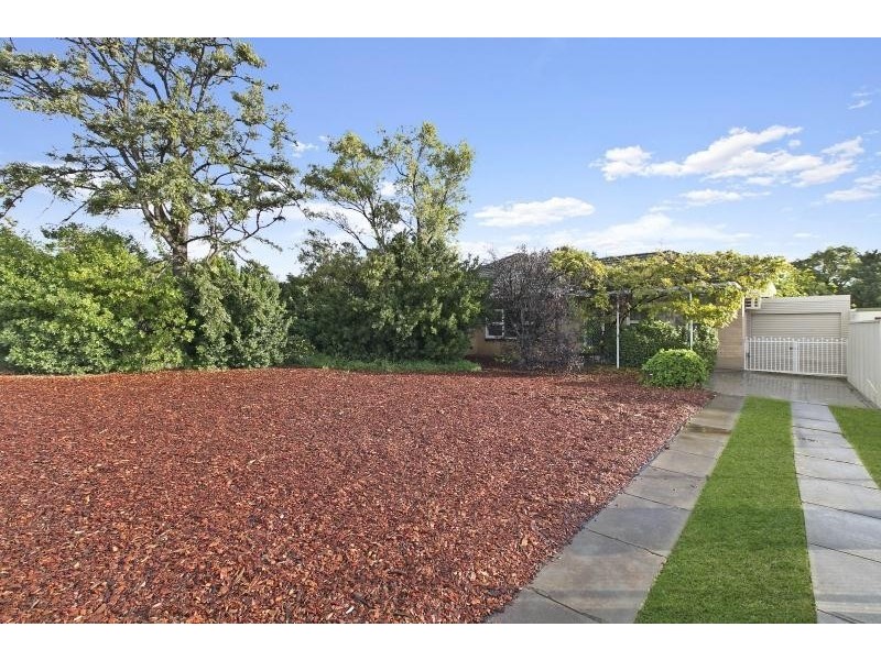 8 Hume Street, Seaview Downs SA 5049