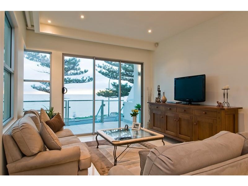 121C Esplanade, Brighton SA 5048