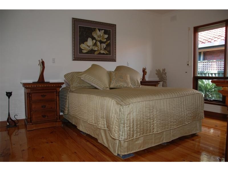 45 Oliphant Avenue, Marion SA 5043