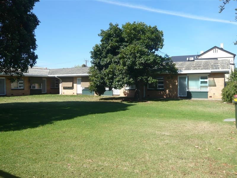 10/37 Pier Street, Glenelg SA 5045