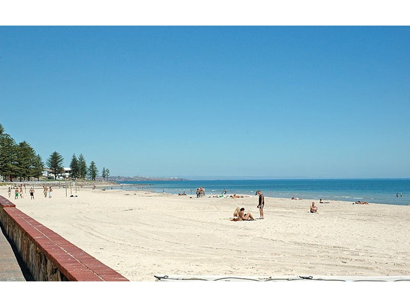 10/37 Pier Street, Glenelg SA 5045