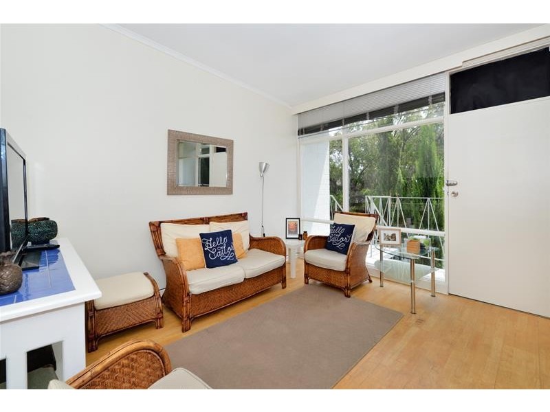 10/2 Crosby Street, South Brighton SA 5048