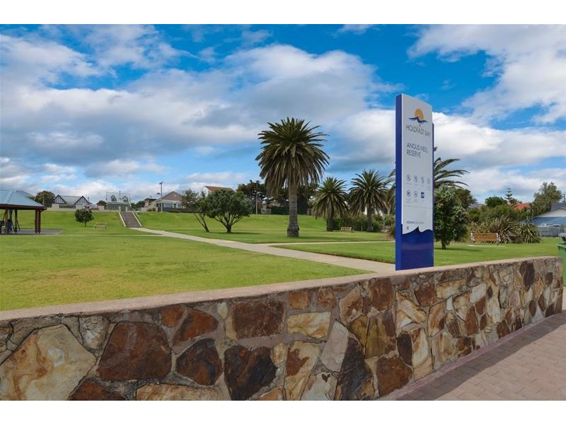 10/2 Crosby Street, South Brighton SA 5048