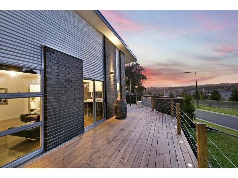 4 Silhouette Street, Mount Barker SA 5251
