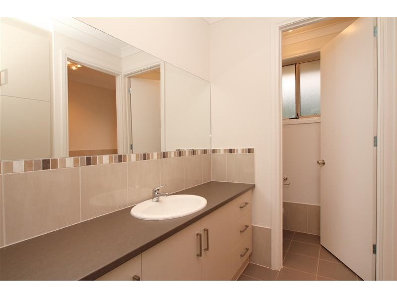 10 Parkwood Grove, Mitchell Park SA 5043