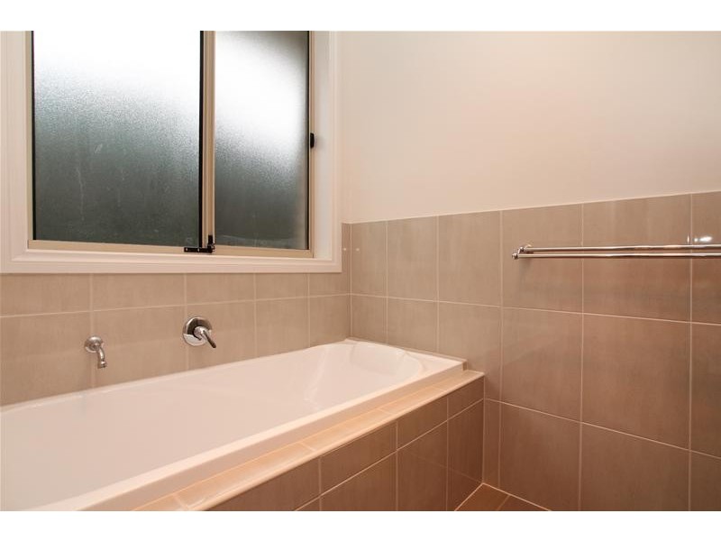 10 Parkwood Grove, Mitchell Park SA 5043