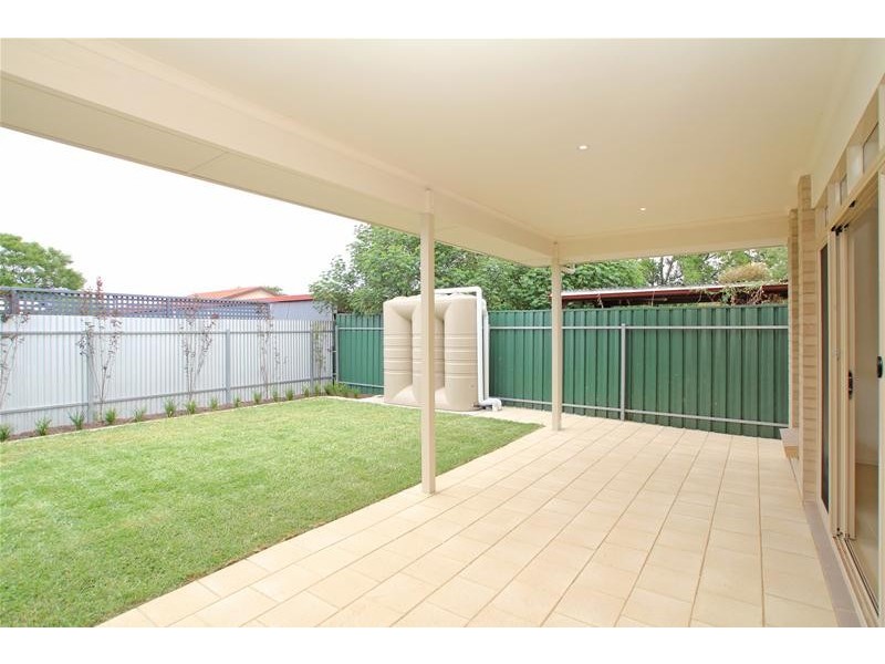 10 Parkwood Grove, Mitchell Park SA 5043