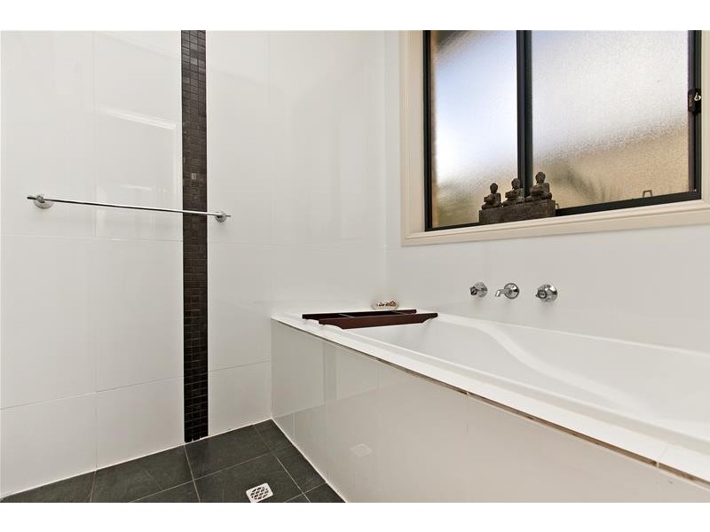 11 Lynton Avenue, North Brighton SA 5048