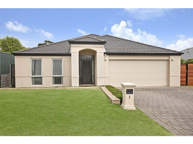 3 Pinnacle Crescent, Flagstaff Hill SA 5159