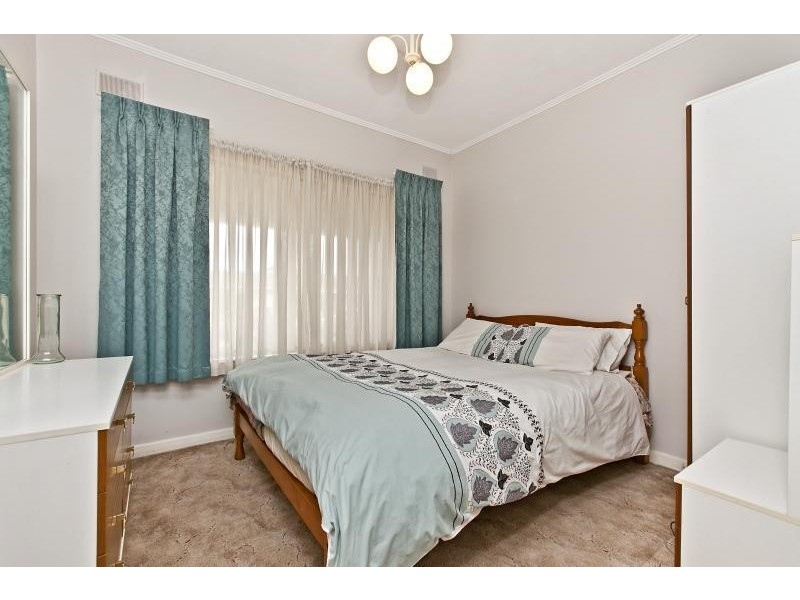 25 Lindfield Avenue, Novar Gardens SA 5040