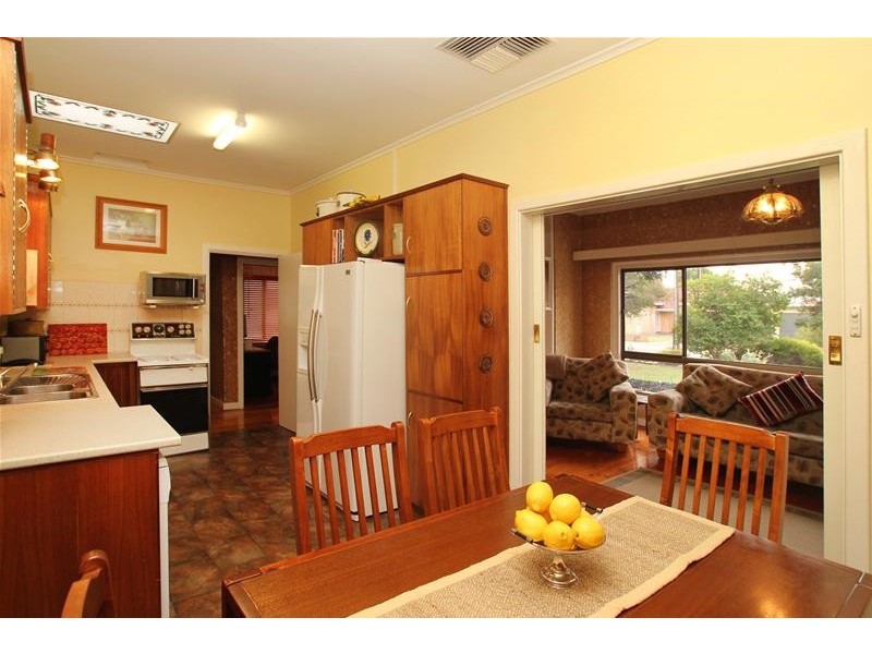 16 Harcourt Avenue, Clovelly Park SA 5042