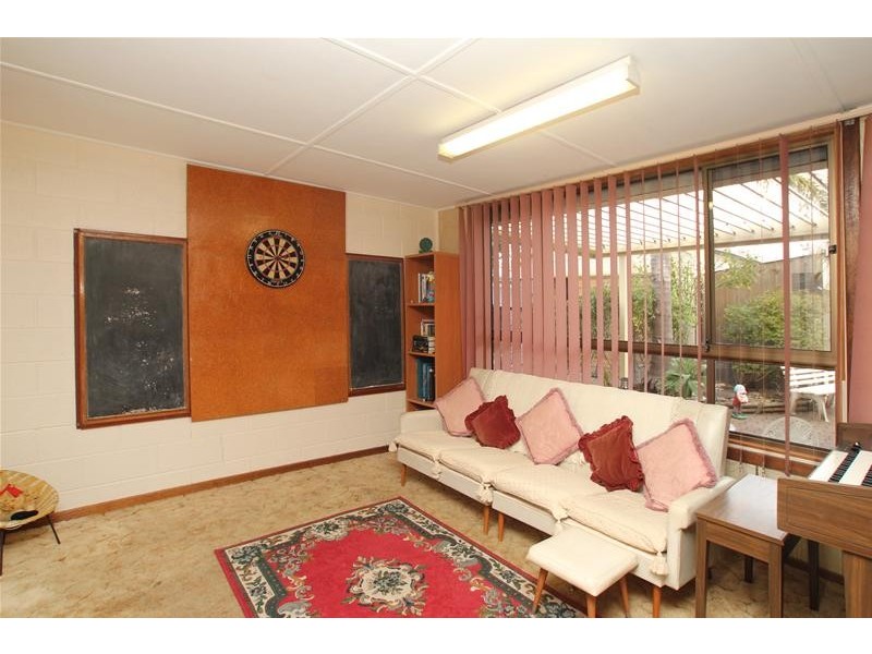 16 Harcourt Avenue, Clovelly Park SA 5042