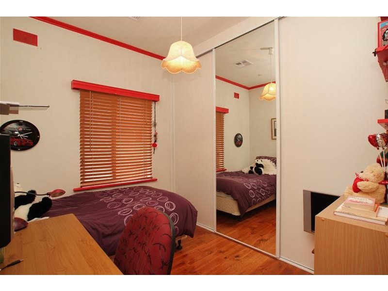 16 Harcourt Avenue, Clovelly Park SA 5042